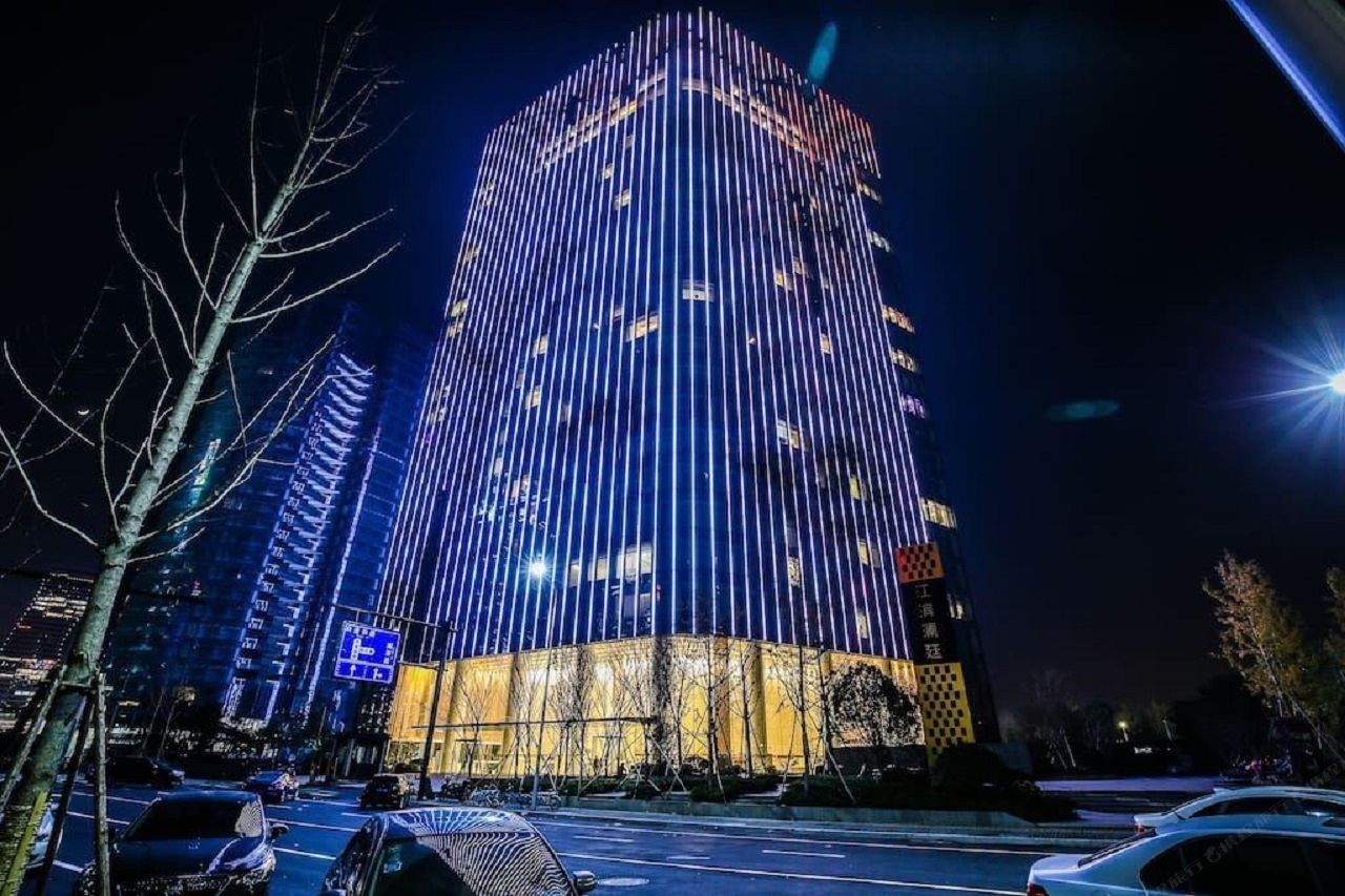 睿趣公寓(杭州江陵路店)