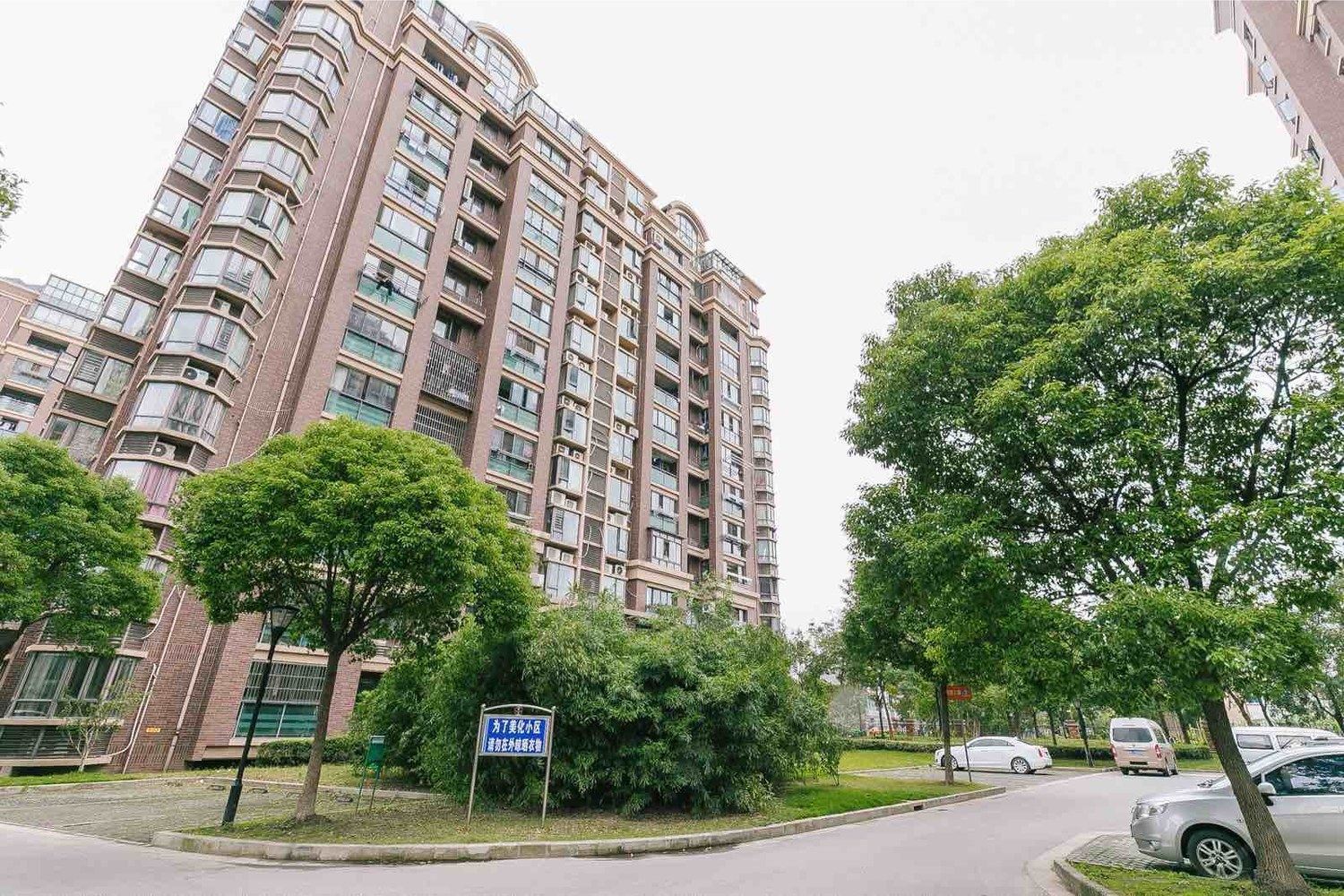 上海乐园风情公寓