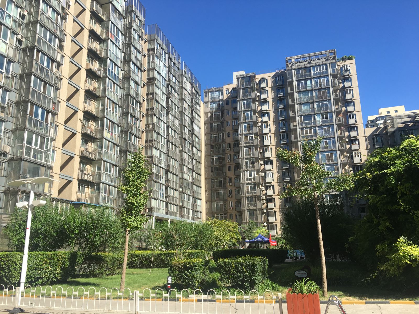 北京护城河畔的家普通公寓