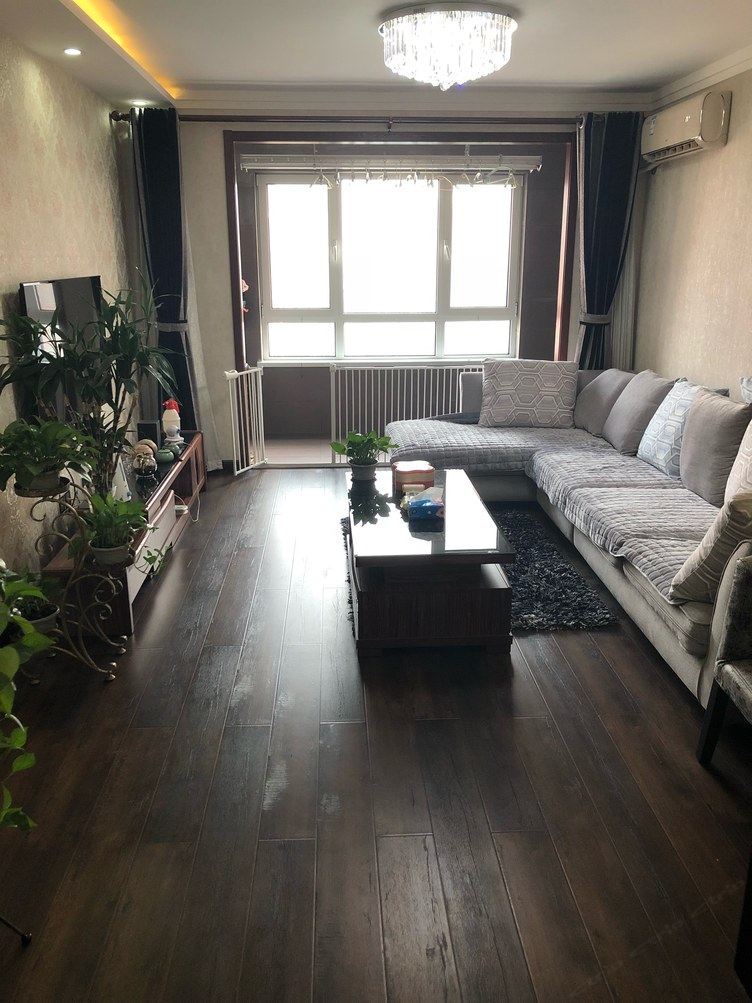 唐山刘晨辰公寓