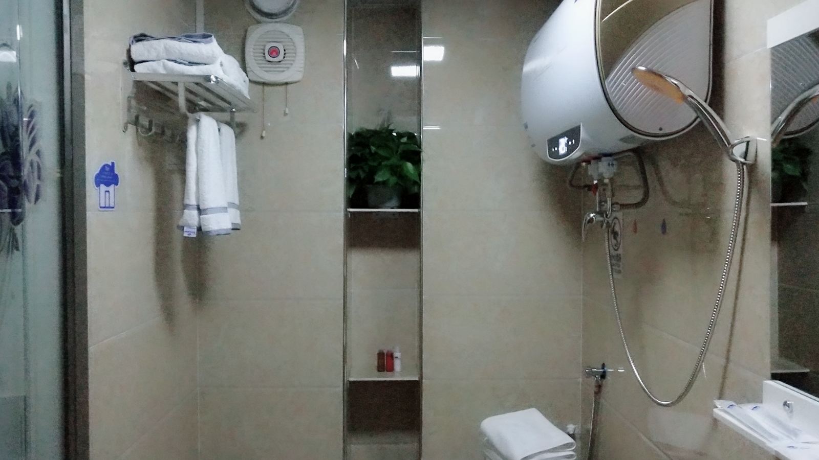 Xbed互联网民宿(南宁仙葫青年大厦店)