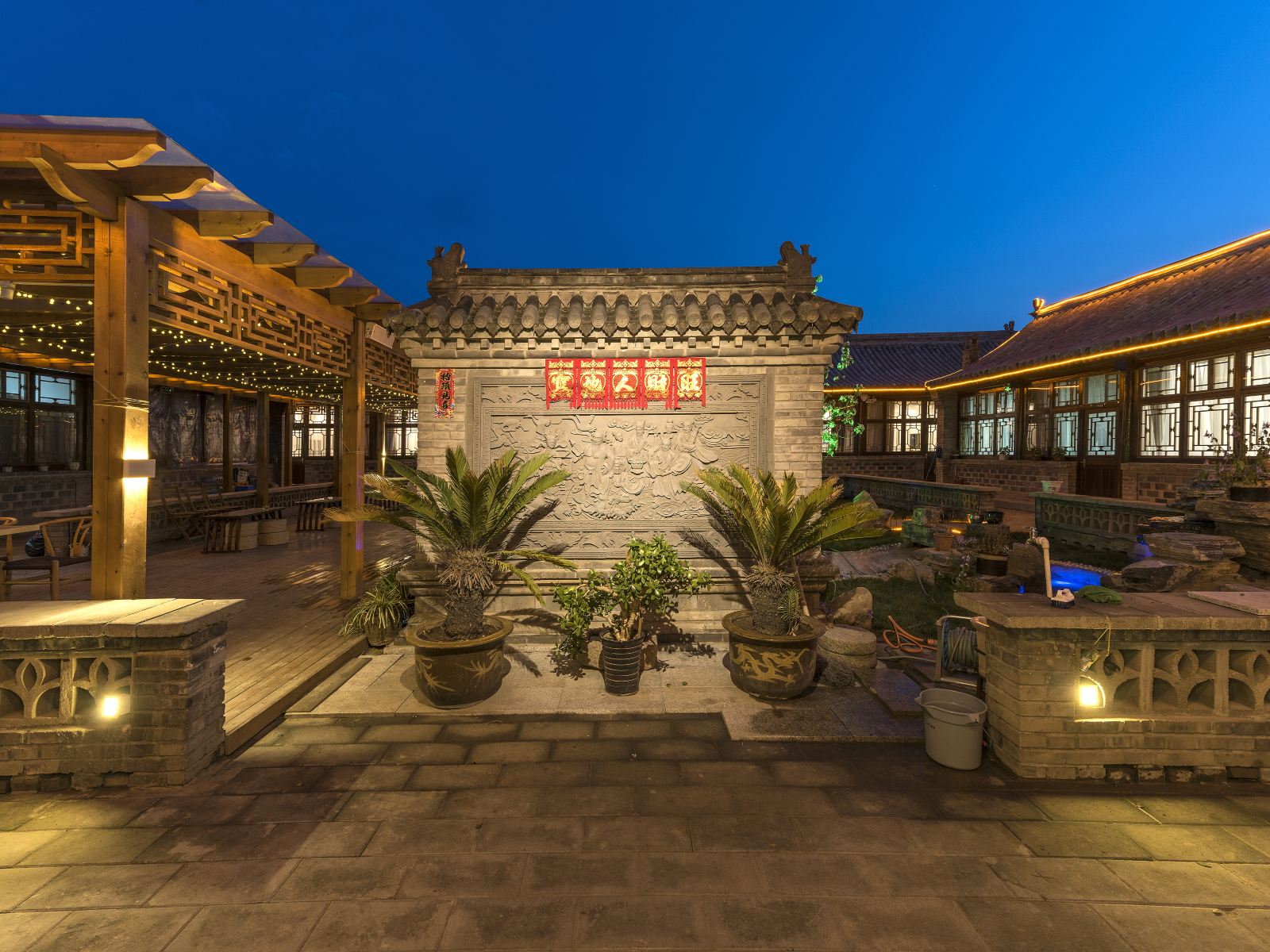 花筑·酒仙居民宿(八达岭长城店)