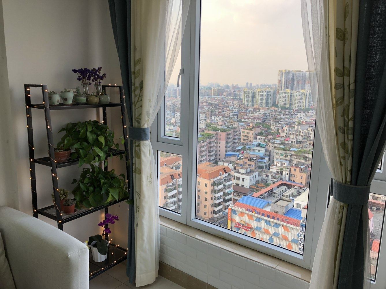 广州设计师茜茜的家公寓(河沙西街分店)