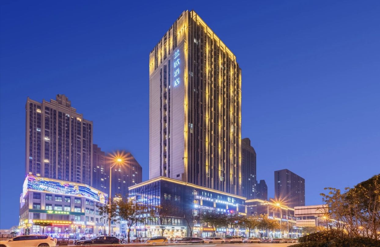 兰欧酒店(西安大明宫万达余家寨地铁站店)