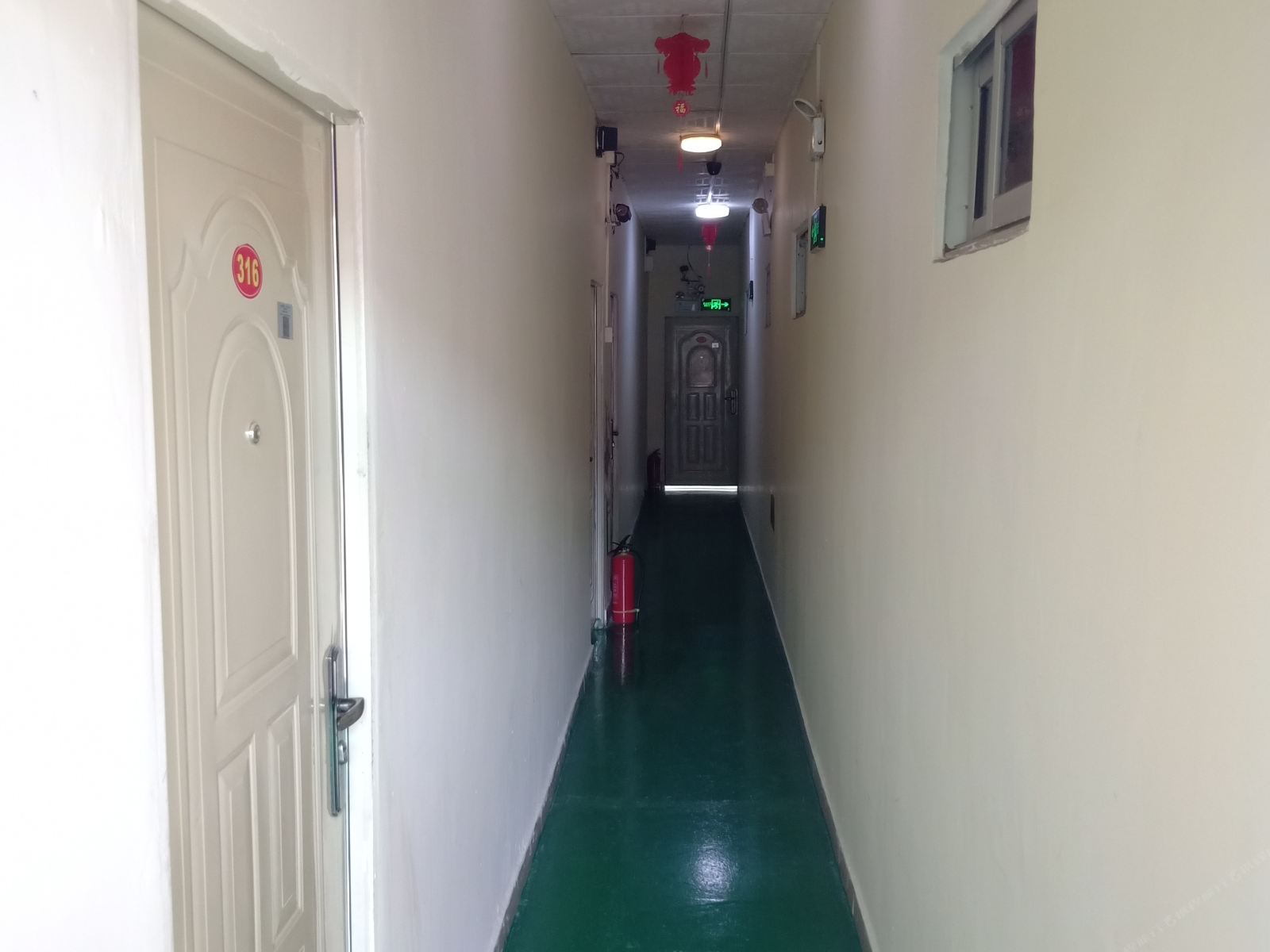 深圳舒心旅馆