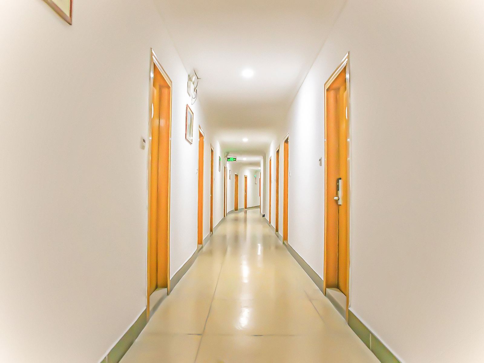 江门建东宾馆