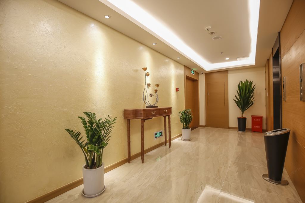 成都亚米酒店