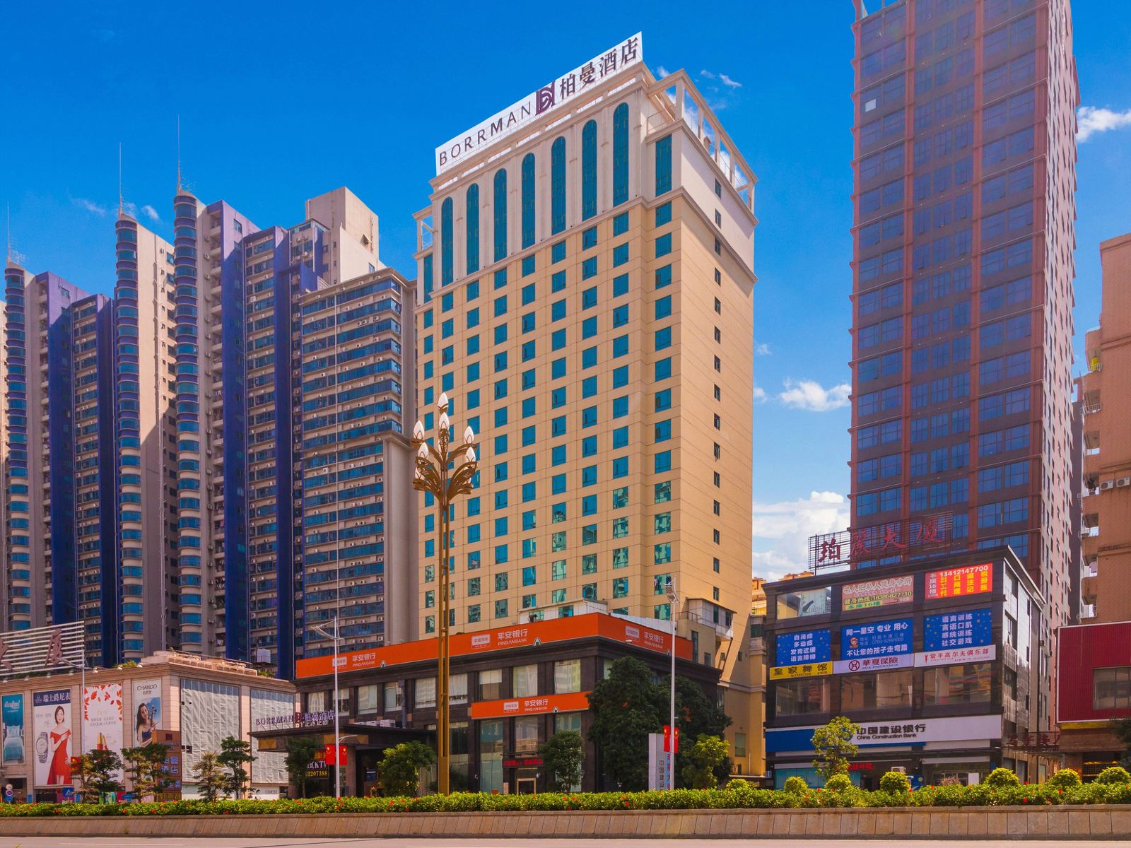 柏曼酒店(东莞常平大道店)
