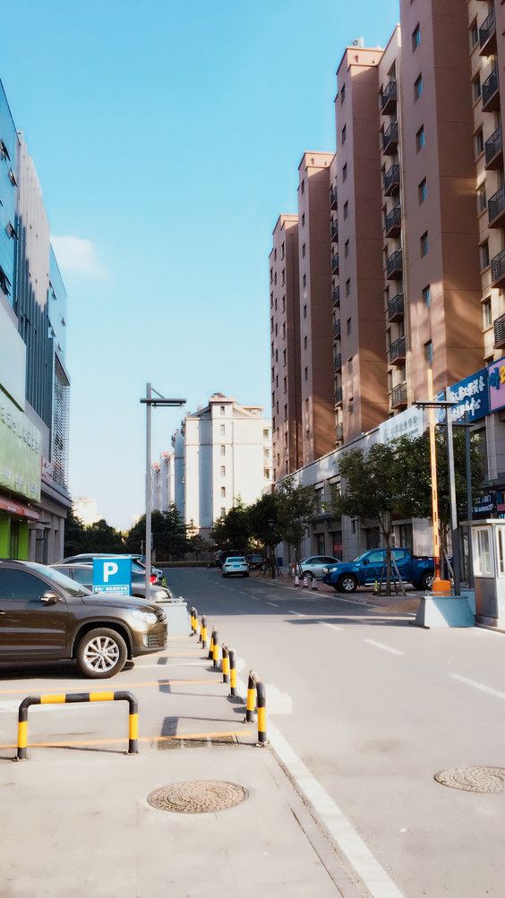 瑞霖的家民宿(青岛和阳路店)
