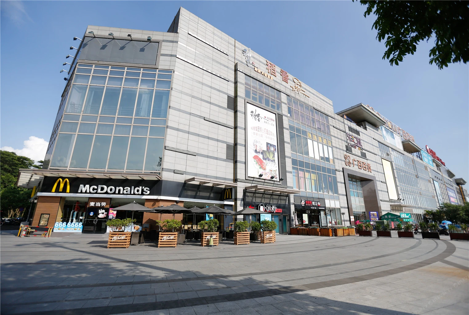 佰思特国际公寓酒店(惠州大亚湾世纪城店)