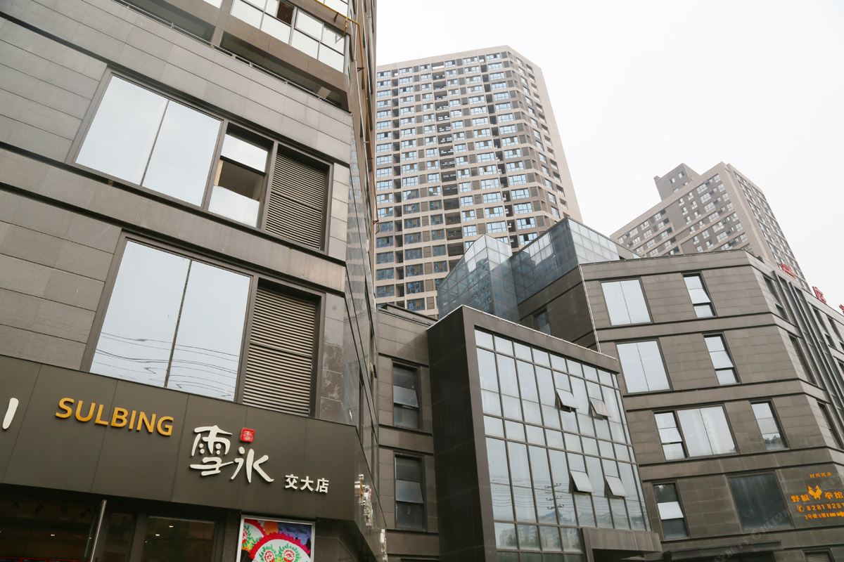 英卓未来公寓智能酒店(西安交通大学店)
