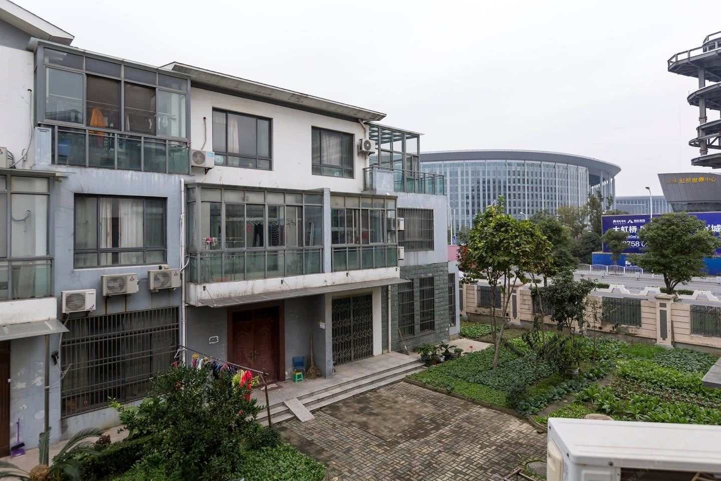 上海阳光花园房客栈