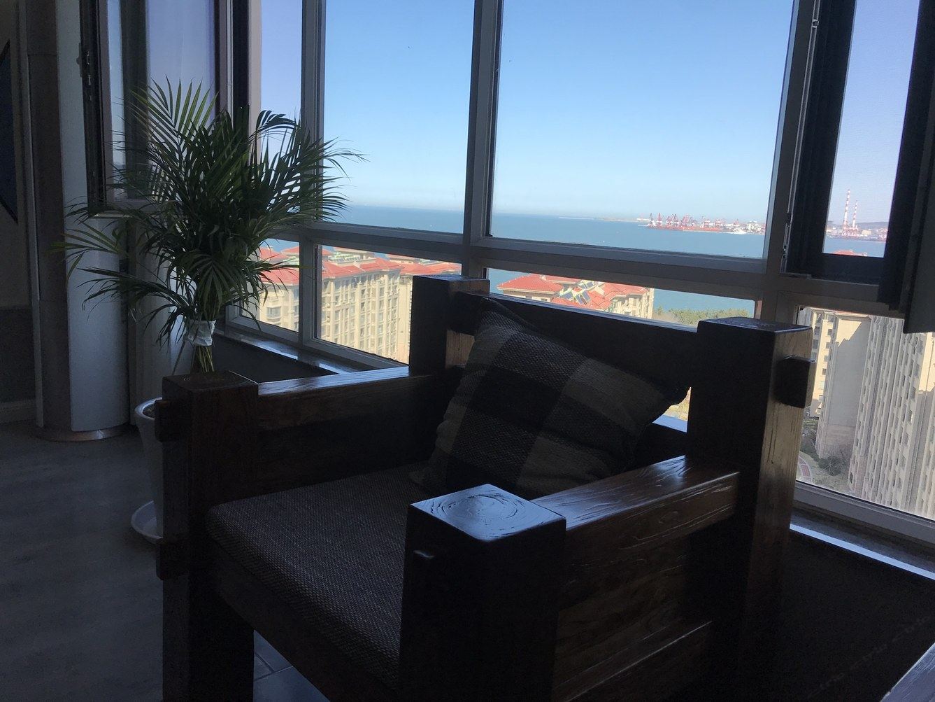 威海崔鸿燕公寓
