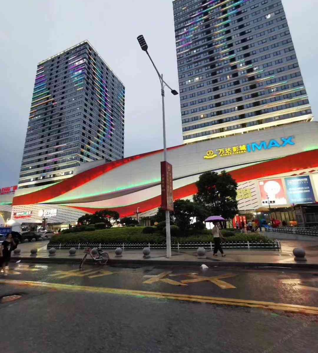 东莞艾尚智能3D影院公寓酒店