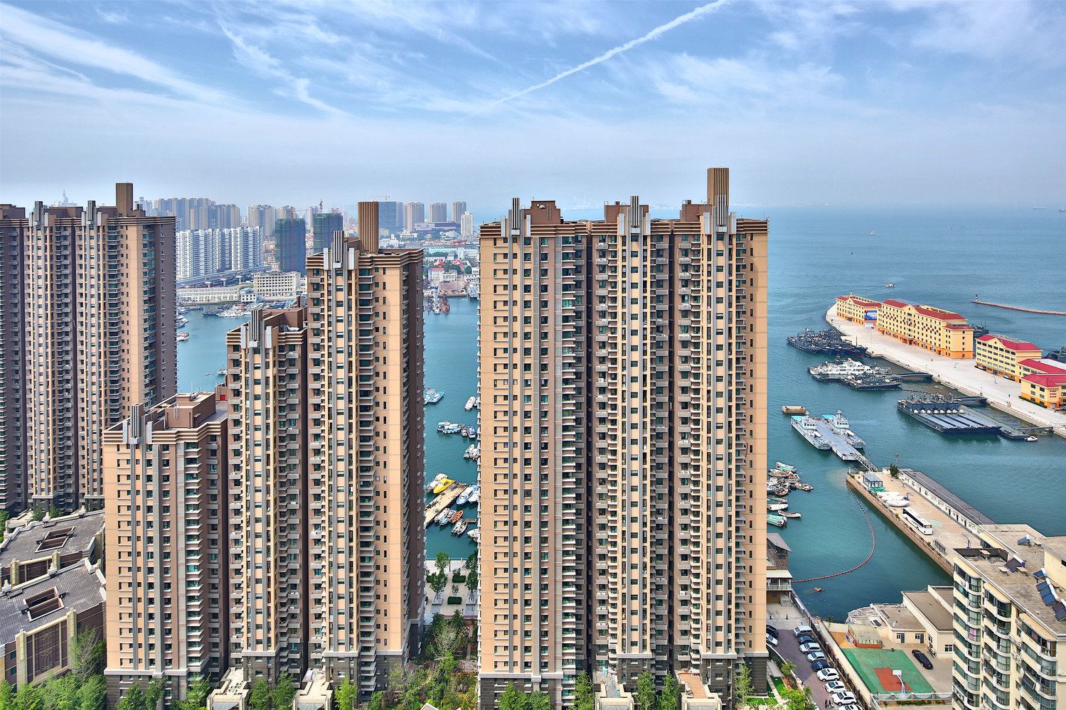 青岛爱琴海悠然小居