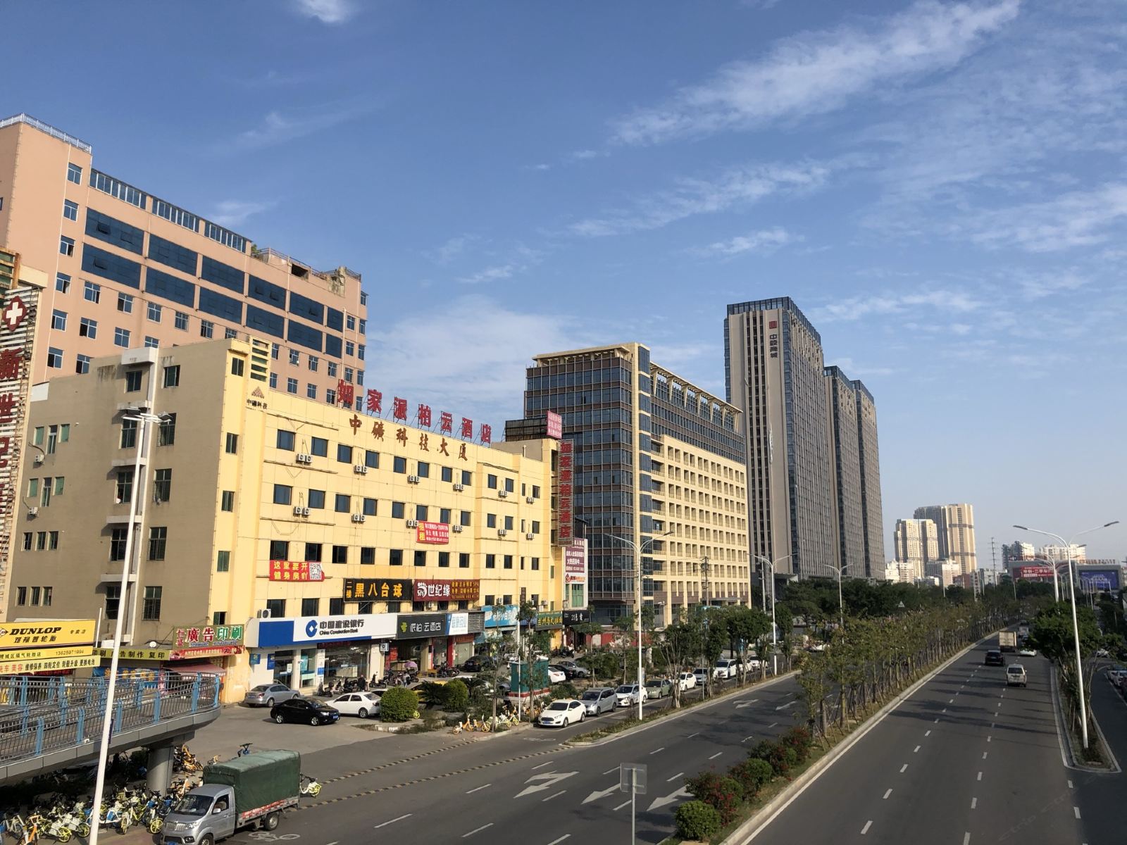 派柏·云酒店(泉州南环路经贸学院店)