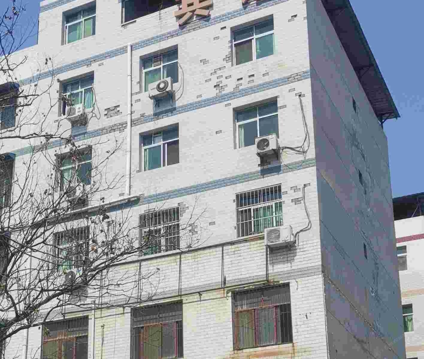 西安鑫隆宾馆何址西村店