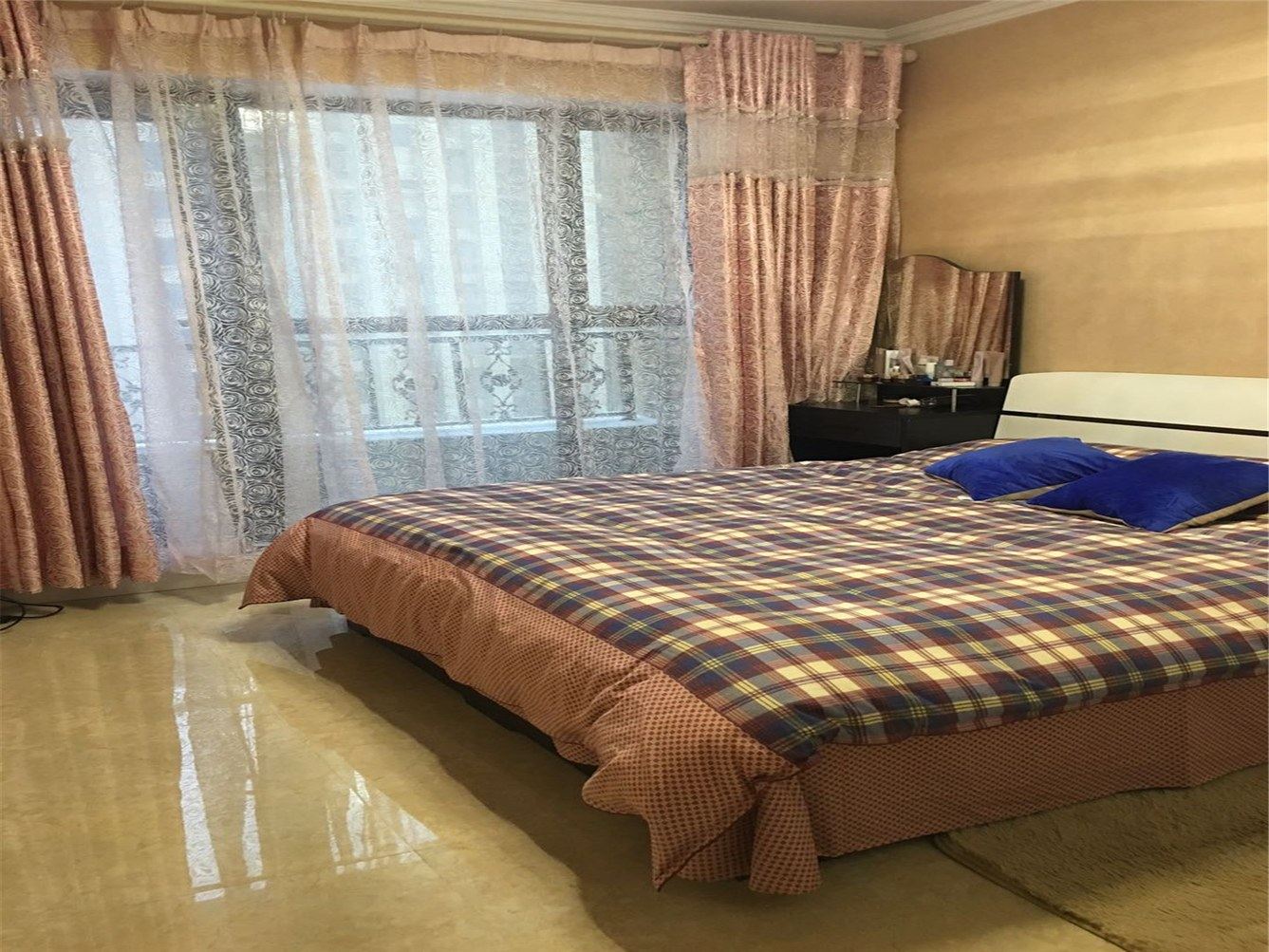 乌鲁木齐爱家精品屋公寓