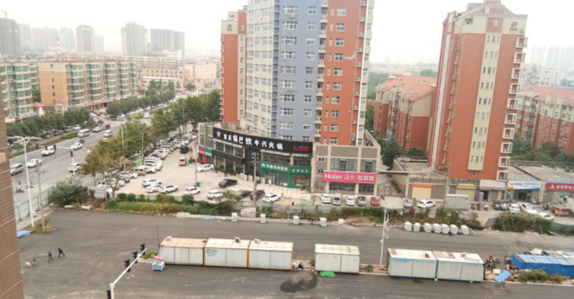 鸿运宾馆(郑州梧桐街店)
