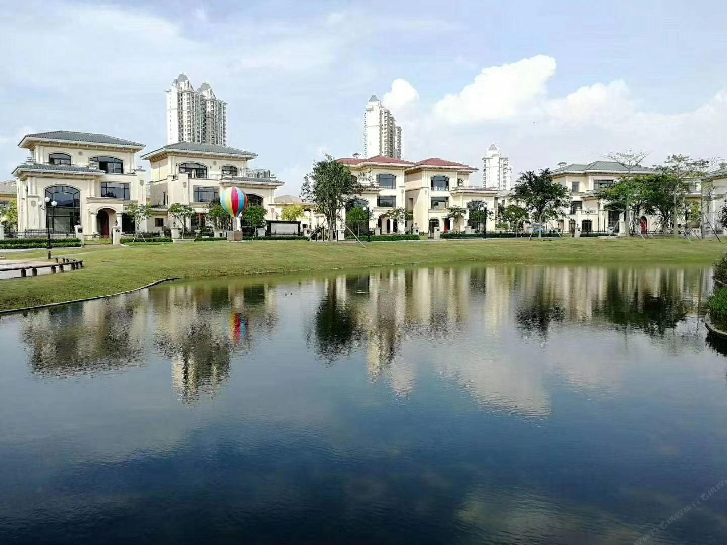 恩平恒大泉都五国温泉小镇倚泉美墅