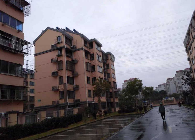 初见驿栈(上海川周公路店)