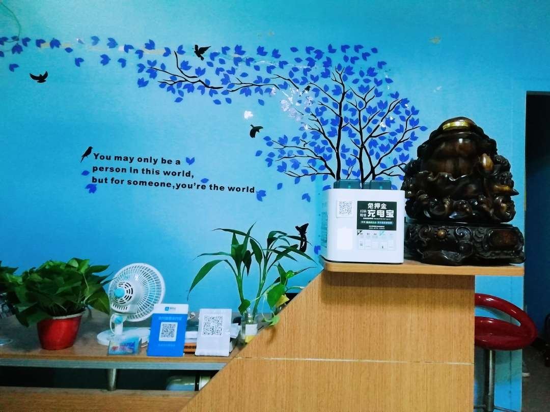 郑州梦幻城太空舱青年客栈