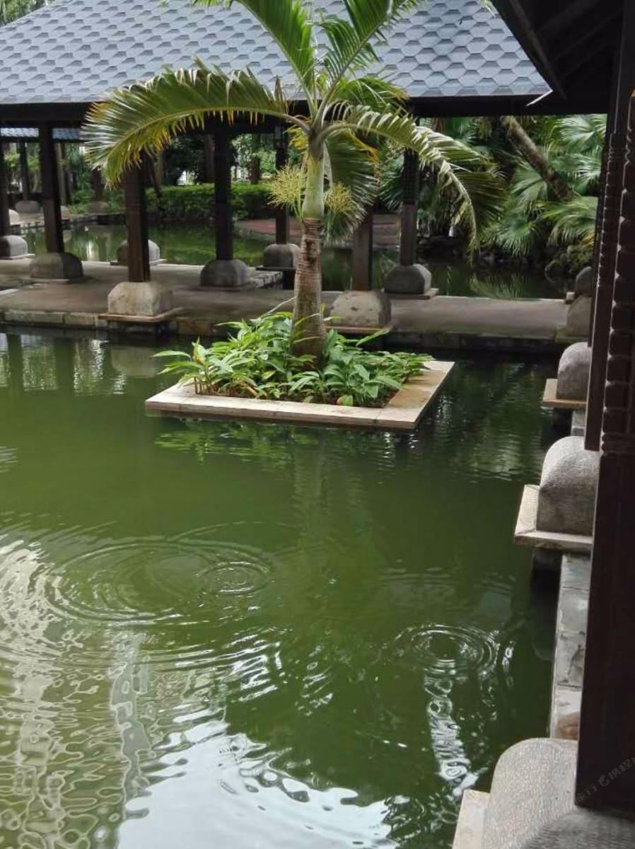 三亚湾椰风海韵爱旅海景公寓