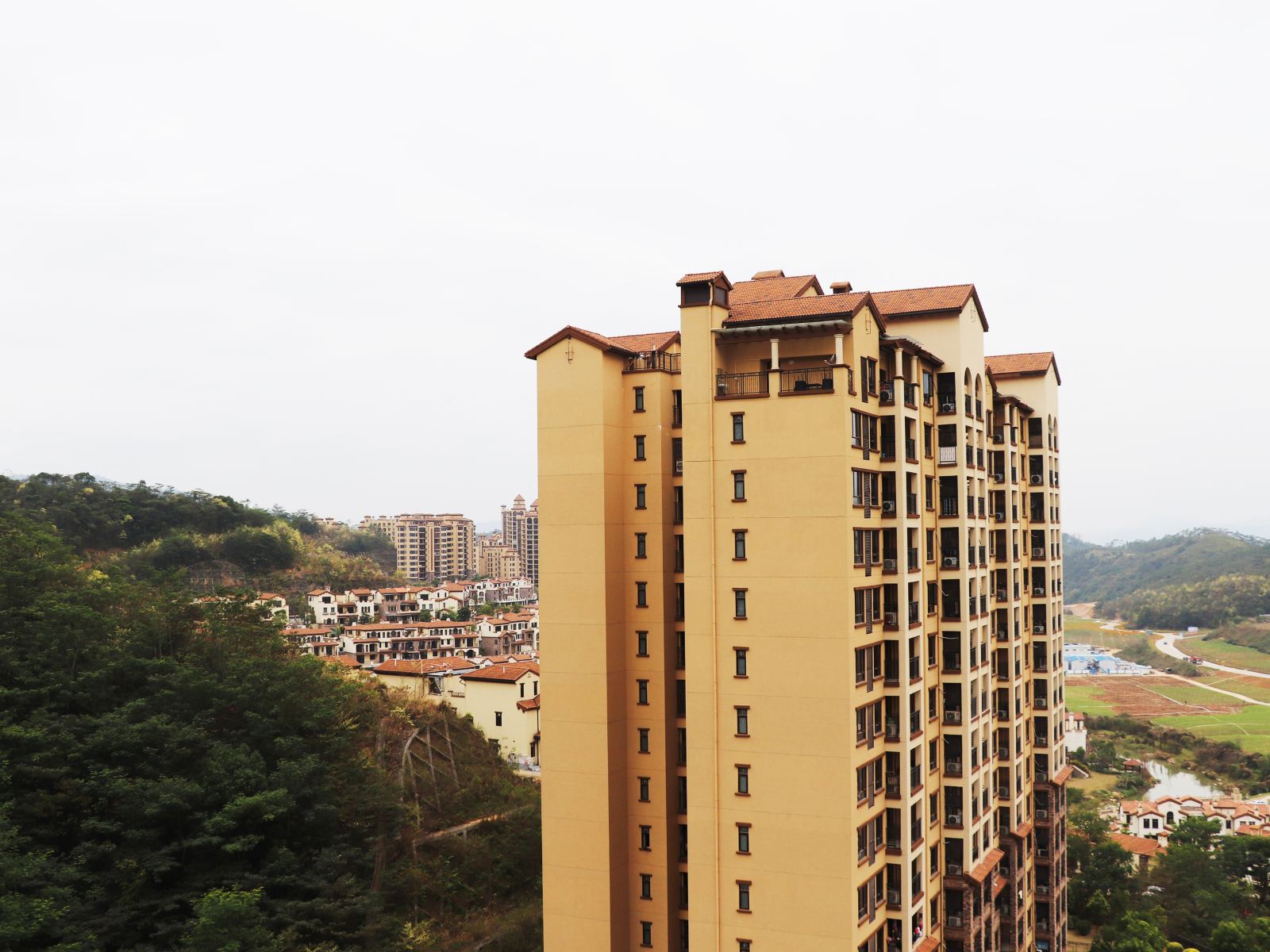 龙门伊甸园温泉公寓