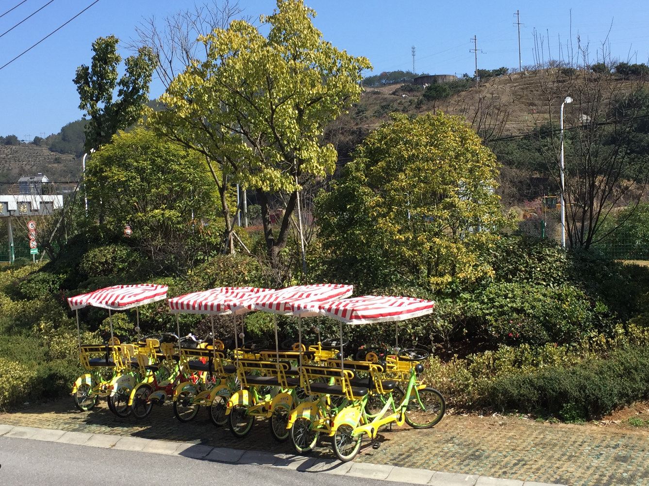 子非寓公寓(杭州竹叶湾路店)