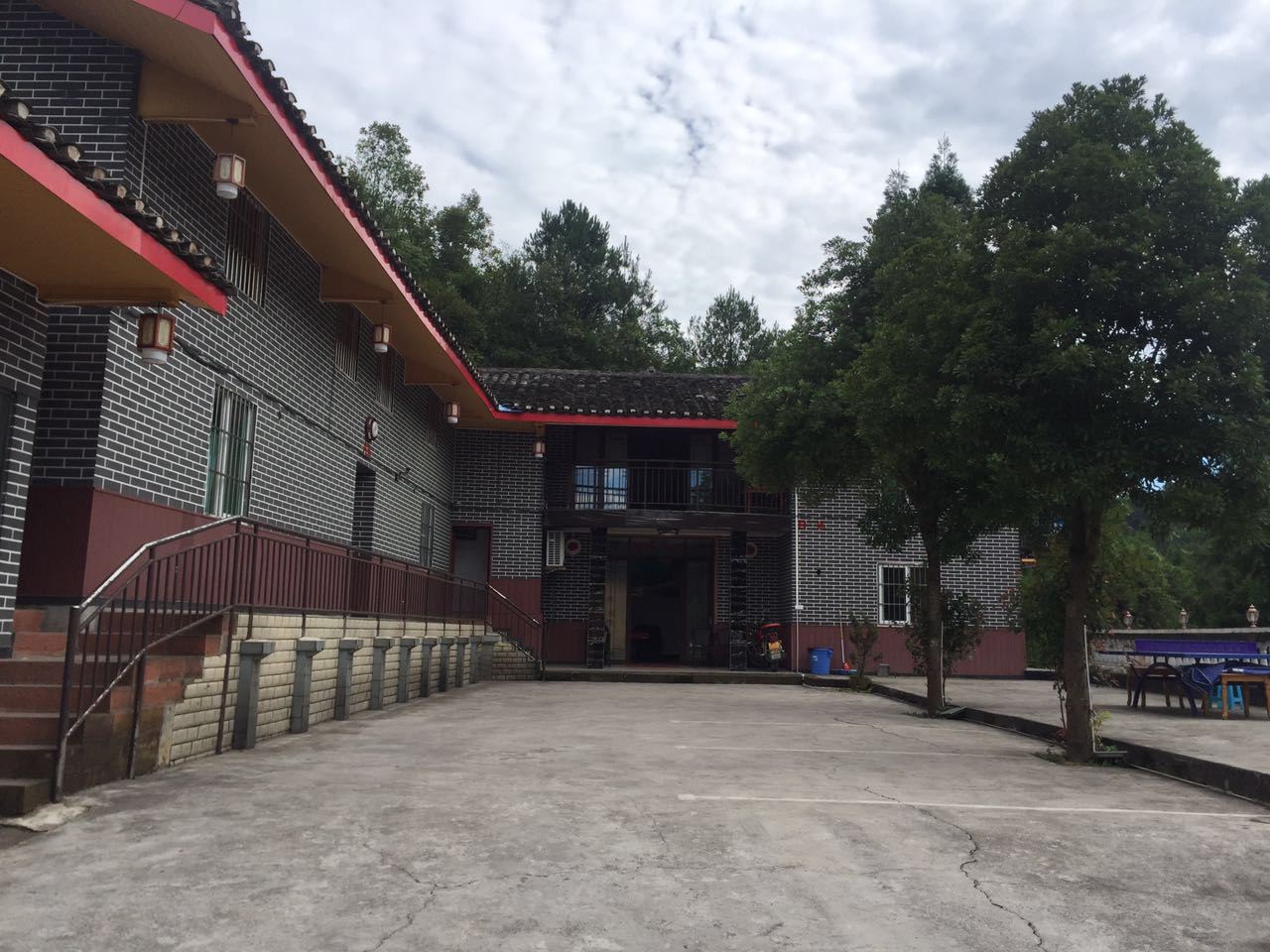 重庆飞岩避暑山庄