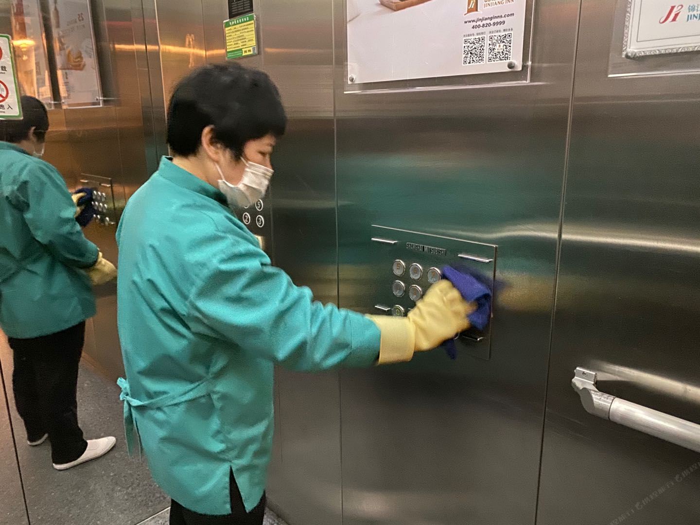 锦江之星(上海共富新村呼兰路地铁站店)