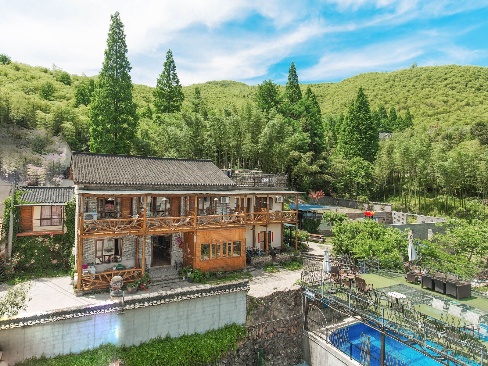莫干山水墨山居客栈