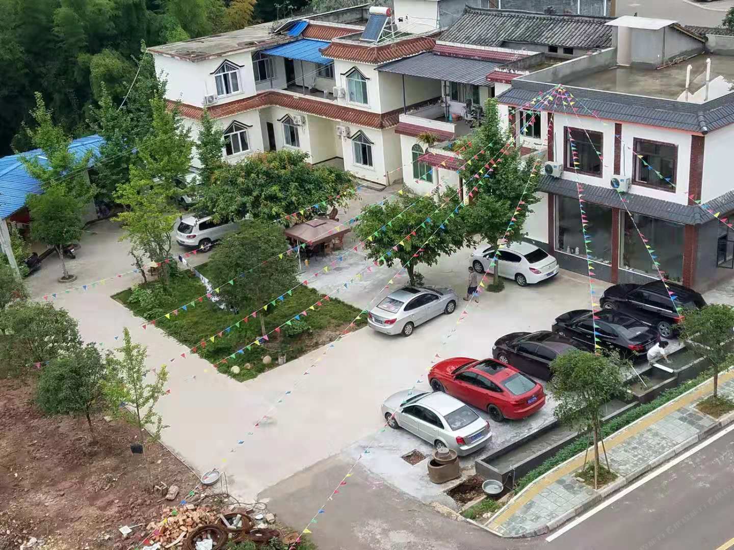 邛崃兄弟山庄