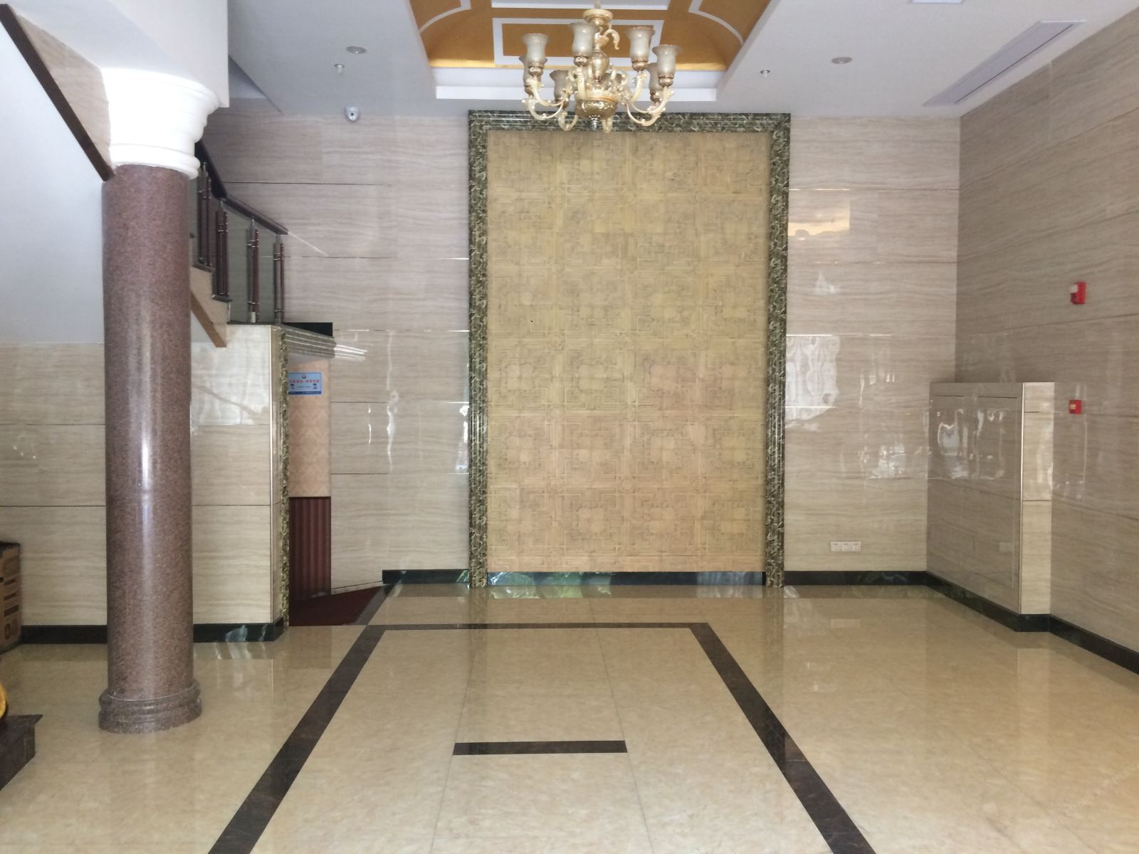 南苑e家酒店(宁波金钟广场店)