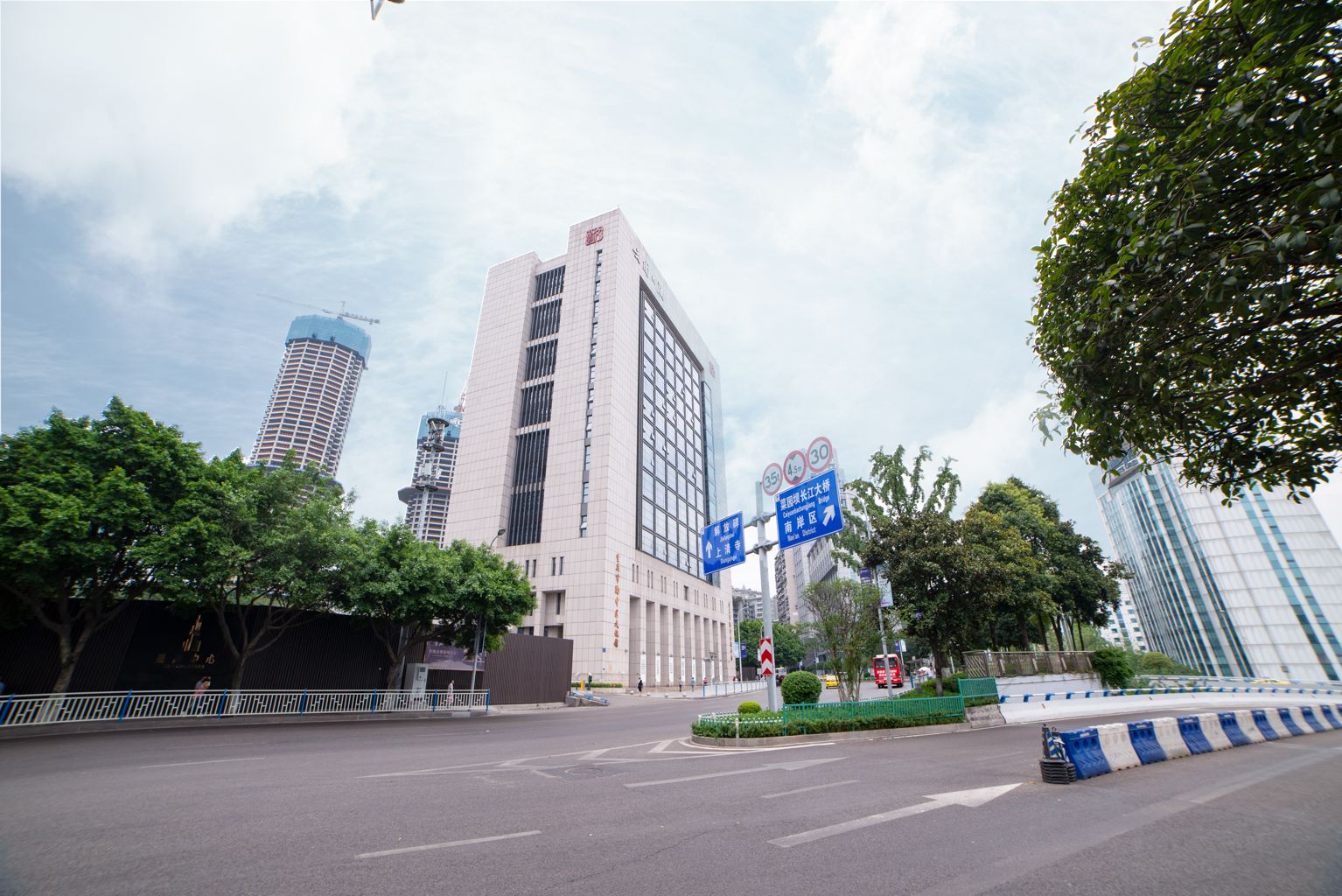 重庆新恒泰江景酒店