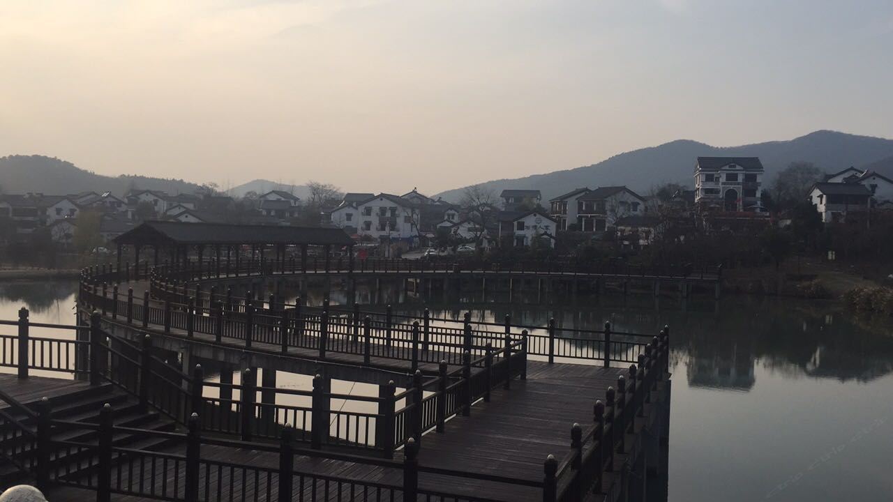 南京望月湾景观民宿
