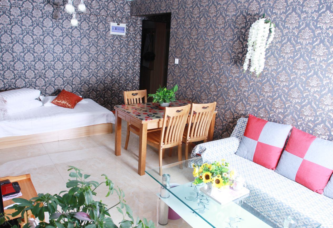 西宁春城小屋