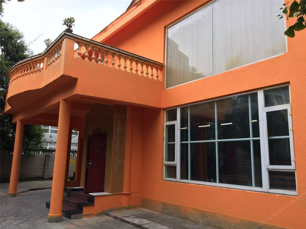 成都独栋日租连锁别墅聚会派对轰趴馆(金雁路店)