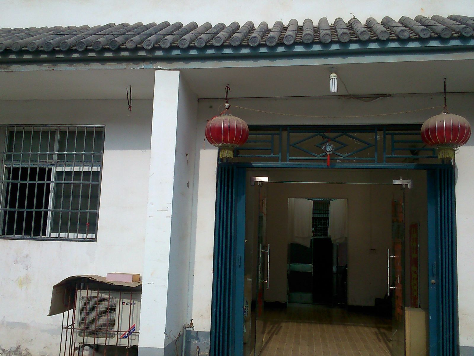 武汉明明住宿