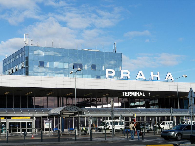 布拉格国际机场