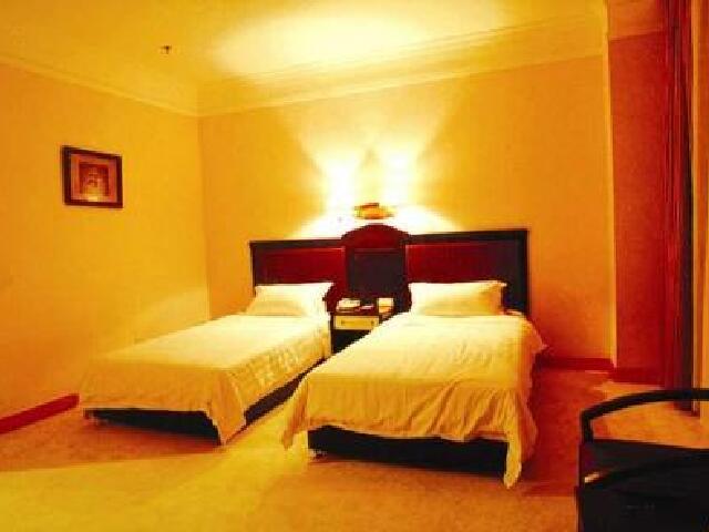 http:\/\/www.tuniu.com\/tour\/210667018