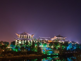 十一张家界游报价_去张家界旅游报团多少钱_到张家界旅游团多少钱