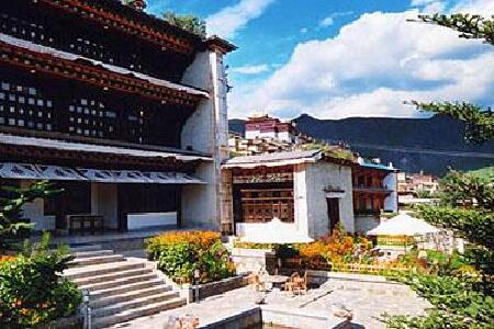 香格里拉松赞绿谷酒店
