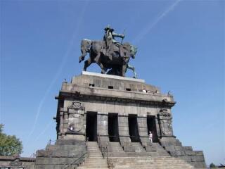 昆明到欧洲-德国法国意大利瑞士4国12日游 全