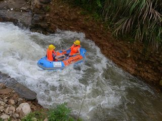 诸暨西源峡谷漂流-五泄飞瀑-海上花田2日游>宿开元或豪生,赠早