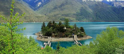 西藏林芝巴松措景区