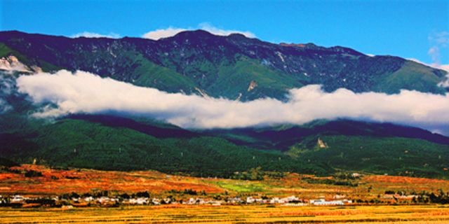 大理苍山中和索道风景图片