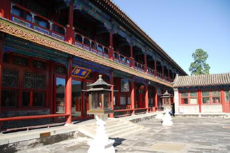 <北京-八达岭-颐和园-天坛-故宫5日游>探访圆明园，探秘长陵，观升旗/串胡同/品尝烤鸭餐，连锁酒店，含接机站，什刹海畔赏风荷（当地参团）