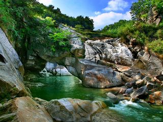 南阳市五朵山景区