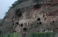 观赏大佛寺石窟